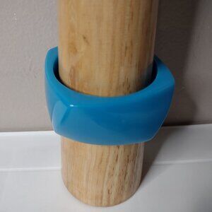 Very Awesome Asymmetrical 8 Inch Vintage Thick Blue Bangle